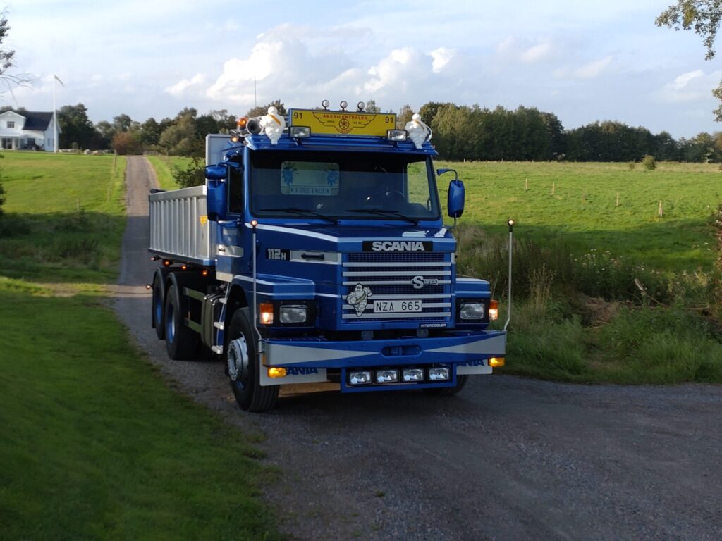 Scania T 112 H, årsmodell 1988